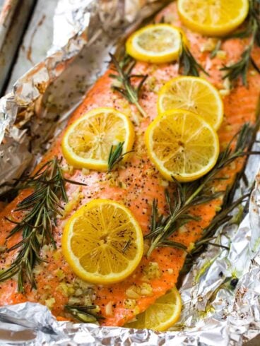 Baked Salmon in Foil with Lemon and Herbs