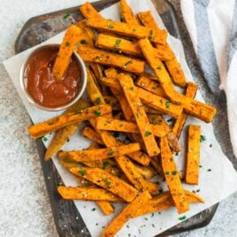 Easy and crispy sweet potato fries