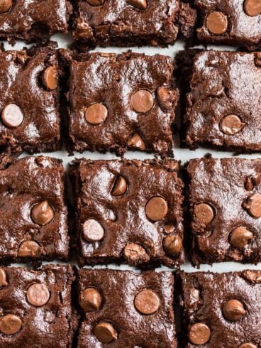 Chewy and moist chocolate vegan brownies with chocolate chips