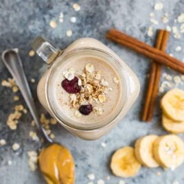 Filling and healthy Oatmeal Smoothie with peanut butter, banana, and cinnamon. With benefits like fiber, protein, healthy fats, and whole grains, this vegan breakfast smoothie will keep you full for hours! Great for breakfast, kids, and for weight loss too!