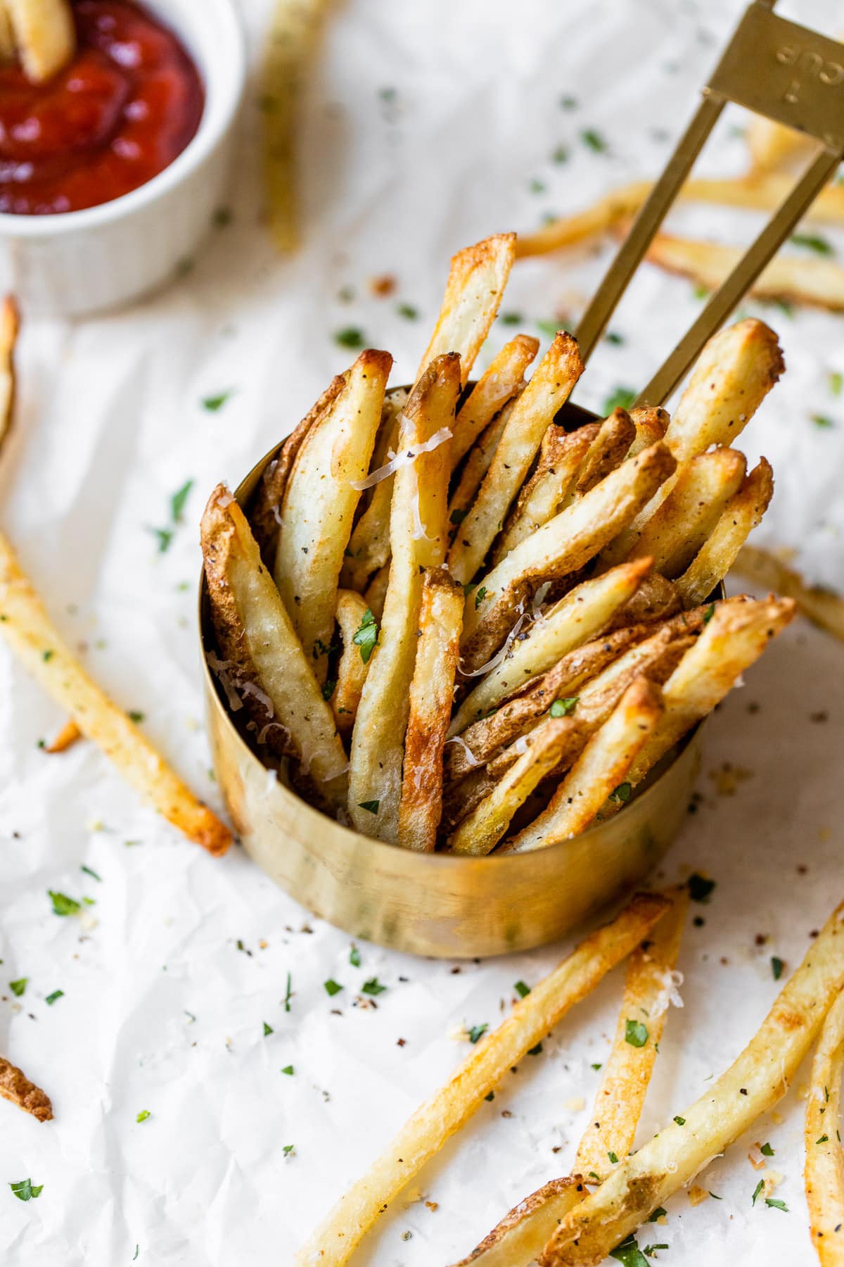 Easy air fryer french fries the best method