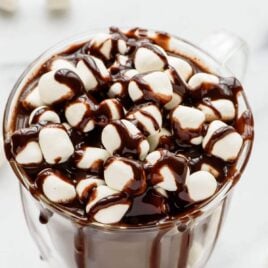 How to make the perfect cup of hot chocolate with only 2 ingredients!