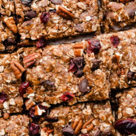 a close up of the BEST no bake granola bars with peanut butter and old fashioned oats